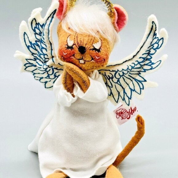 Annalee Mouse Angel Nativity Praying Gold Halo 1996 Vintage Christmas USA 7 inch - Picture 1 of 9
